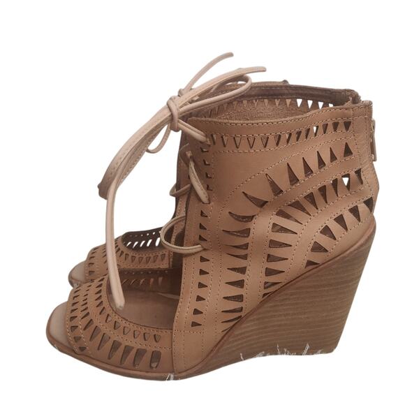 Tan Vintage Y2K peep toe Jeffrey Cambell wedge sz 6 - Picture 1 of 7